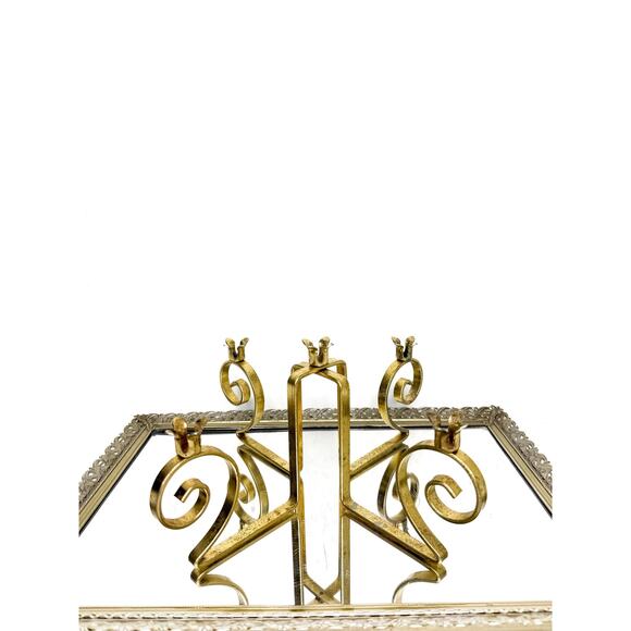 Vintage Gold Metal 5 holder Candelabra , Hollywood Regency , Gold Candle - Picture 1 of 10